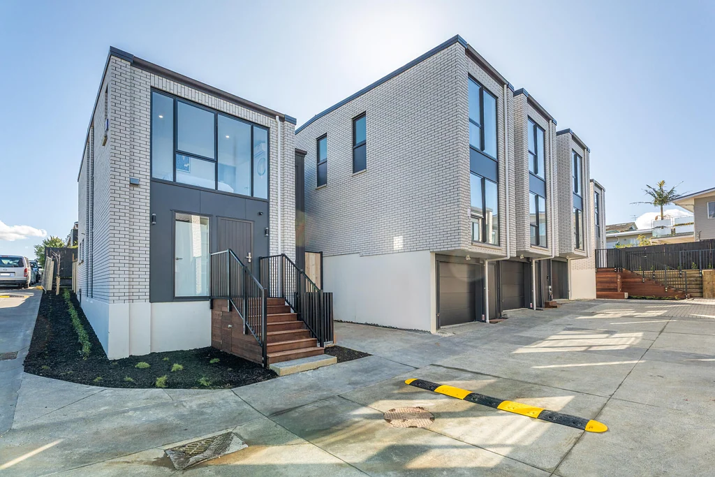 Mission Bay 3房  A Rare Freestanding Gem in the Bay