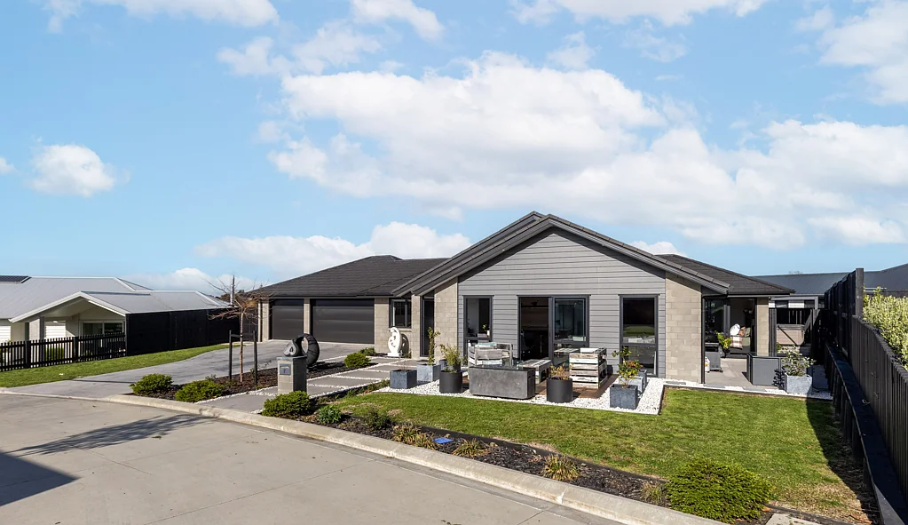 Morrinsville 4部屋 Spacious family home with triple garaging