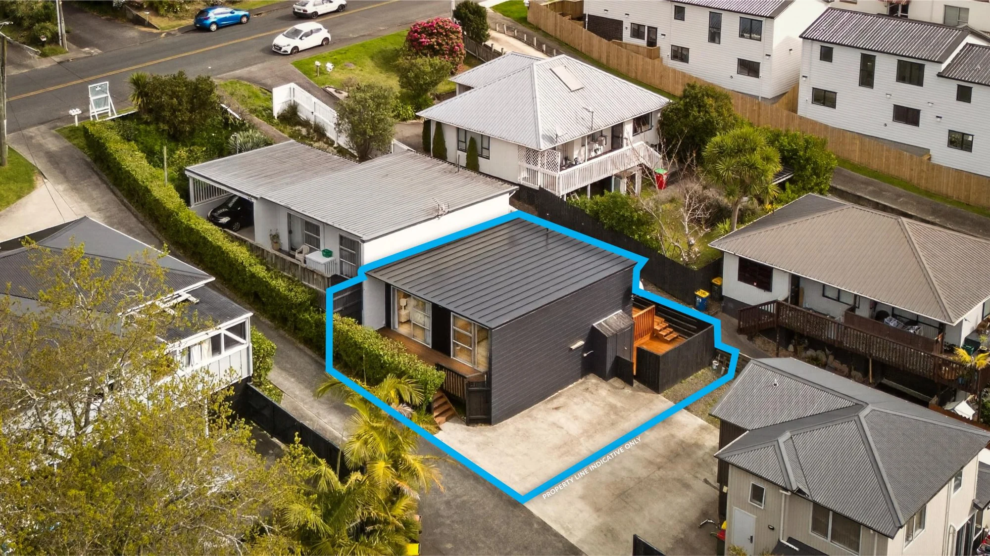 Massey 2Zimmer Freehold. Fully Reno'd. 5%+ Yield Potential.