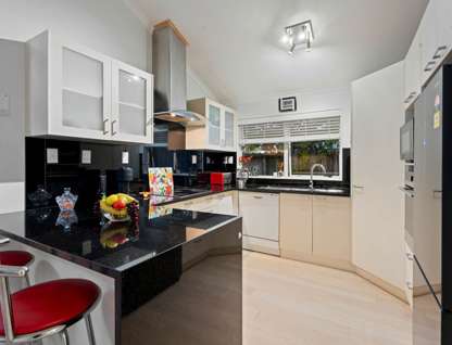 34 Farmdale Court, Flat Bush, Manukau City, Auckland, 4部屋, 2バスルーム, House