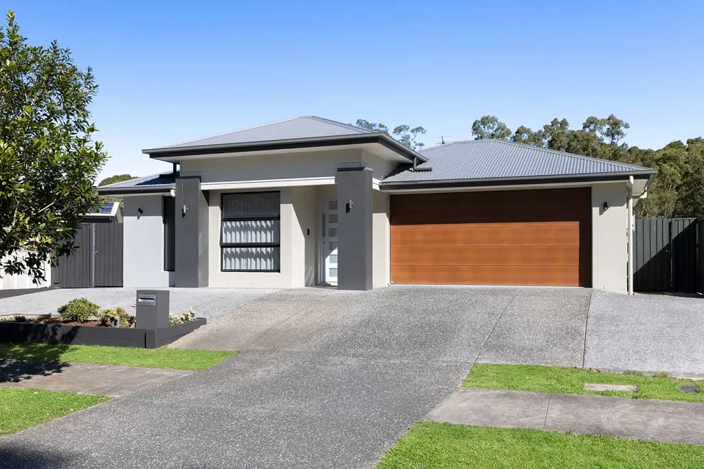 Buderim 4 Bedroom Designer Living in Leafy Enclave