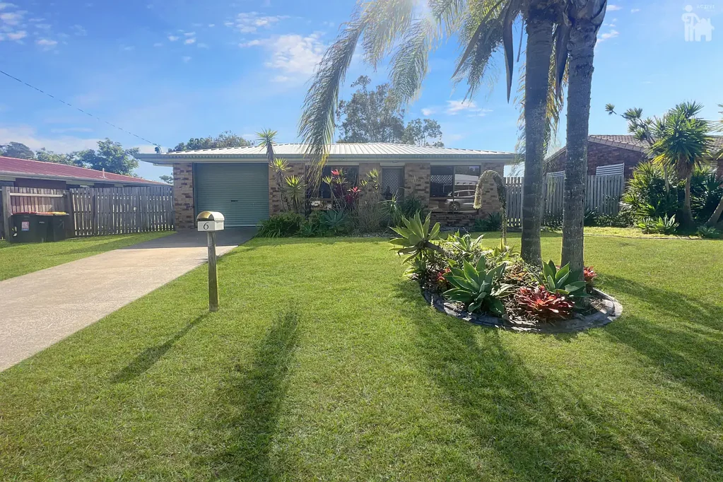 Move-In Ready Home with Spacious Backyard in Urangan