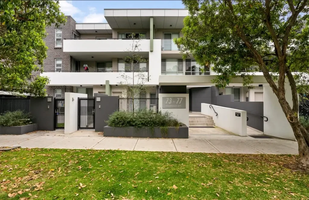 Spacious, Quality Front Apartment