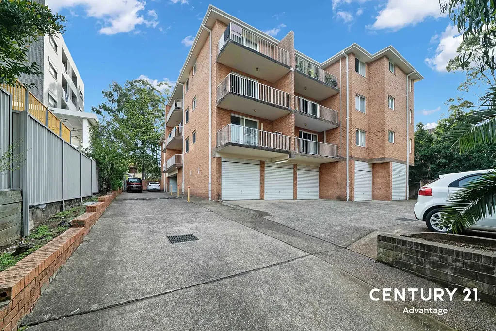 Wentworthville 2 Bedroom Blue Chip Location - Solid Investment