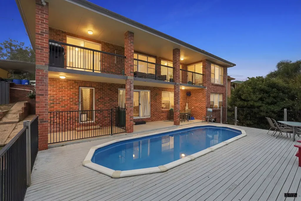 Urunga 5ห้องนอน Solid 5 Bedroom Family Home with Pool