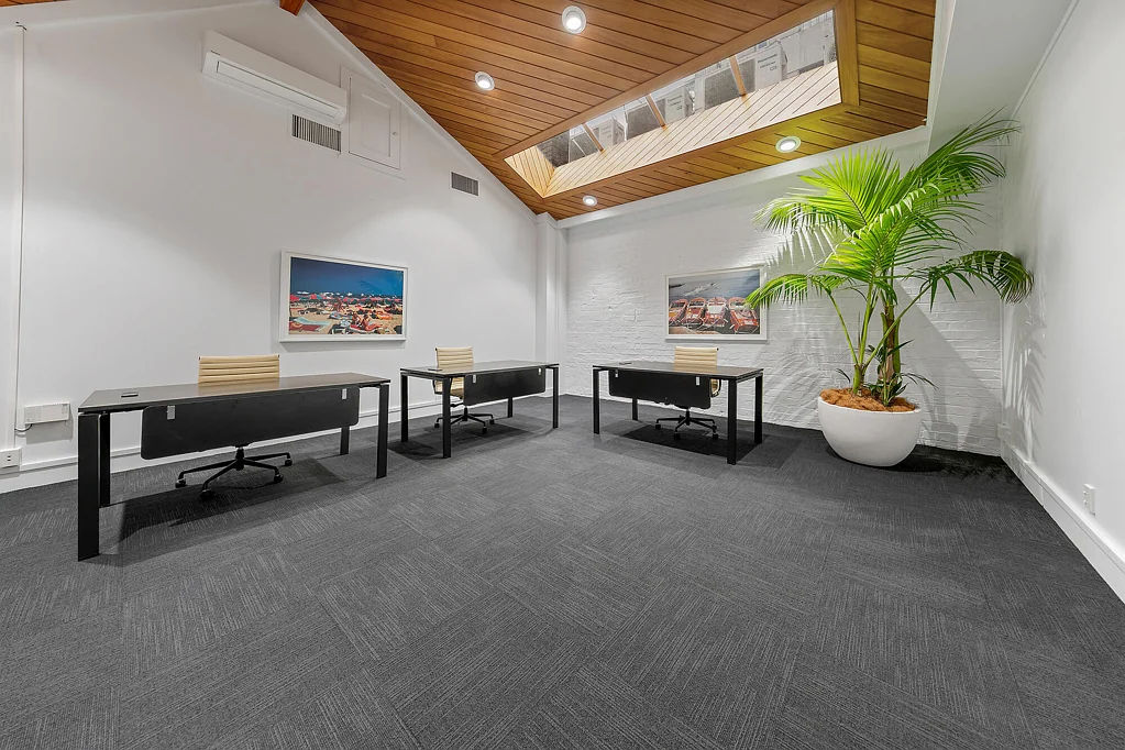 Auckland Central Plug-and-play character office