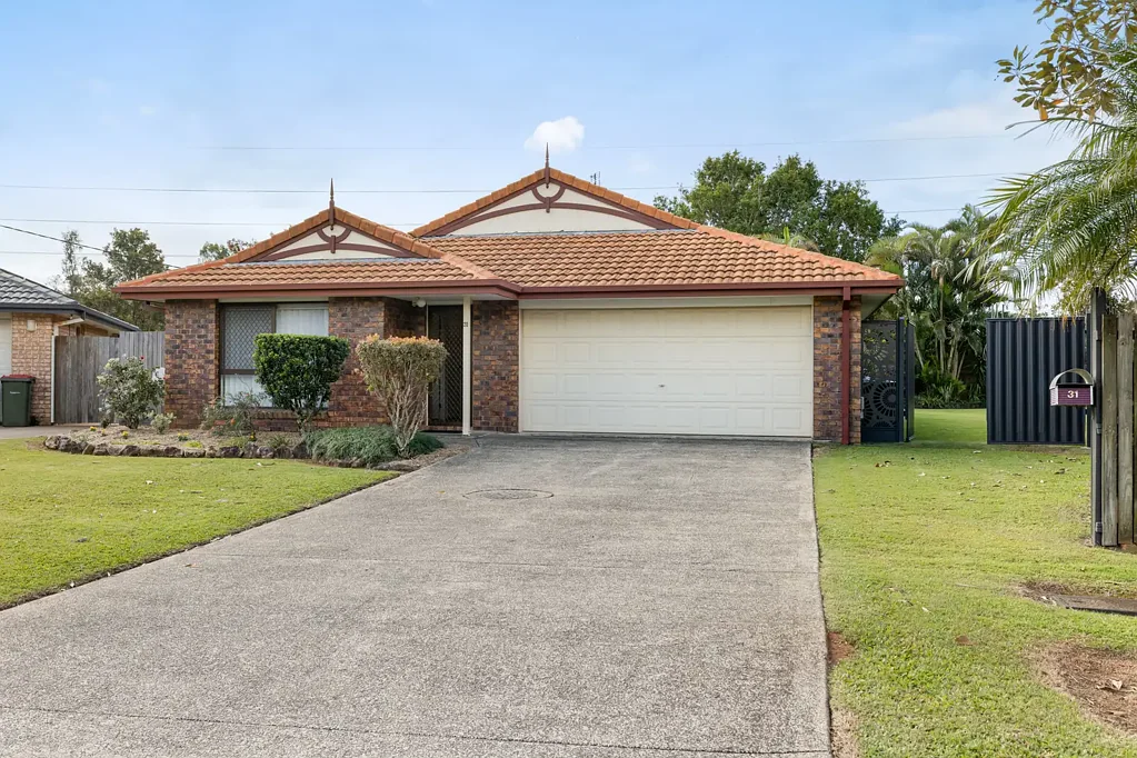 Buderim 3房  Effortless Family Living with Exceptional Outdoor Entertaining & Huge Yard