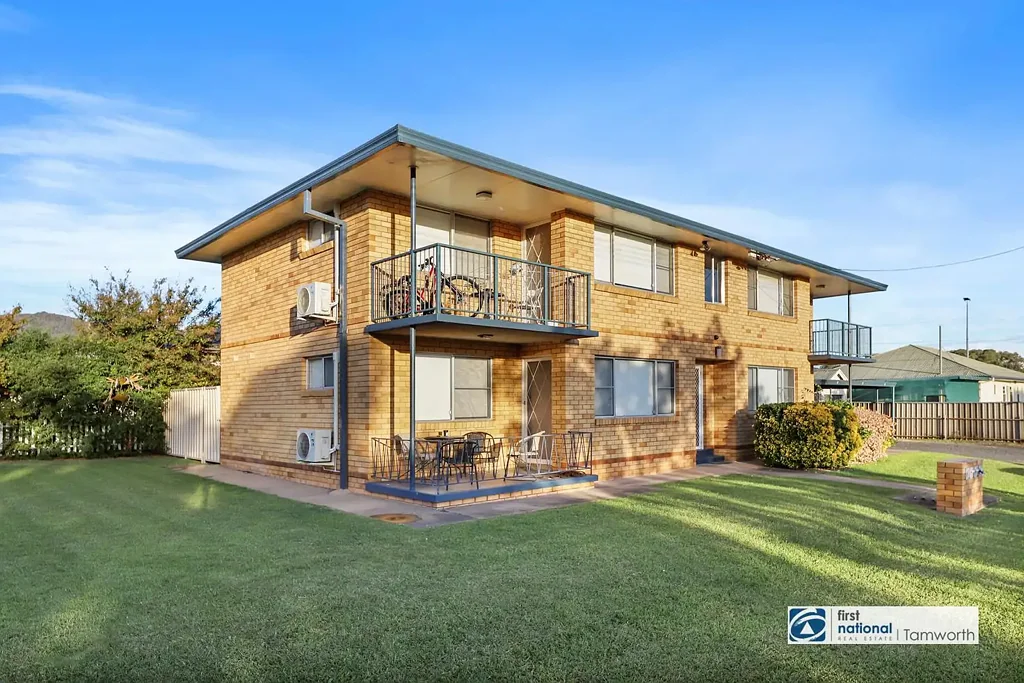 Tamworth 4Habitaciones NORTH TAMWORTH – Unit Block - 4 x 1 Bedrooms - 1 Title.