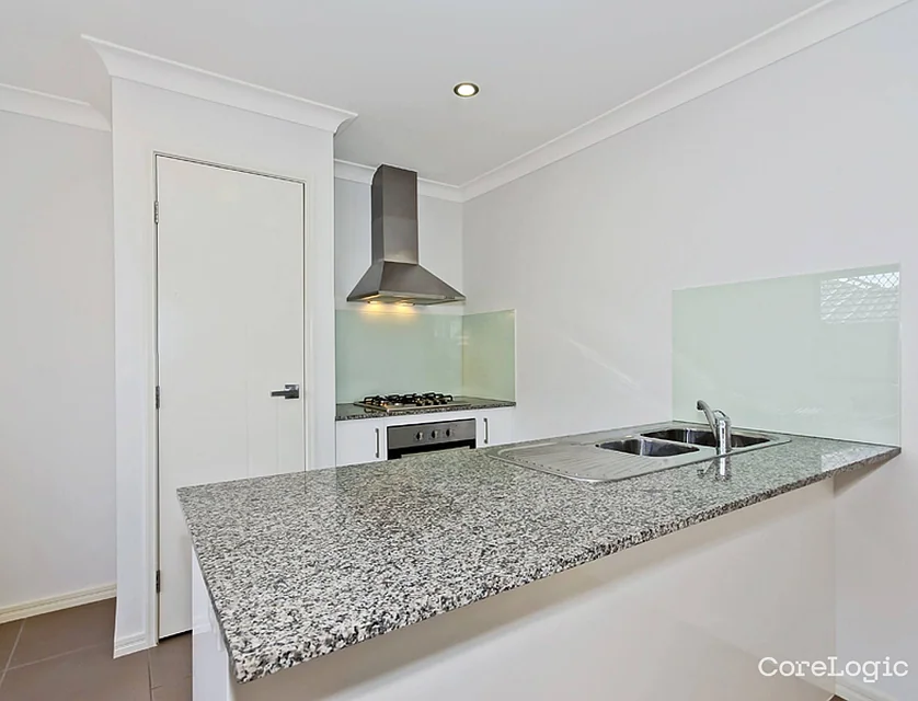 2/2 Gabrielle Court, Kallangur, Moreton Bay Region, 1 રૂમ, 1 બાથરૂમ, Apartment