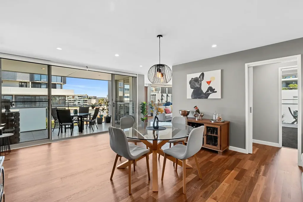 Kingston 3 Bedroom Stunning Water Views