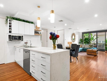 101/927 Doncaster Road, Doncaster East, Inner East Melbourne, 2 침실, 2 욕실, Apartment