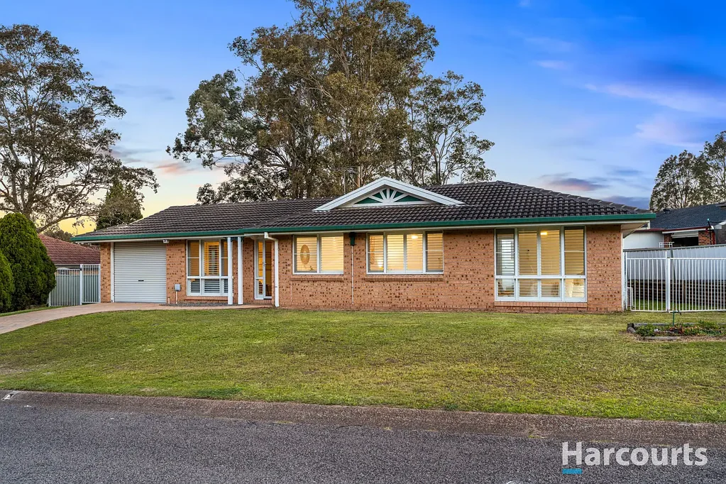 Metford 4ਬੈੱਡਰੂਮ Family comfort with a workshop bonus, 5 mins from Hospital & Green Hills