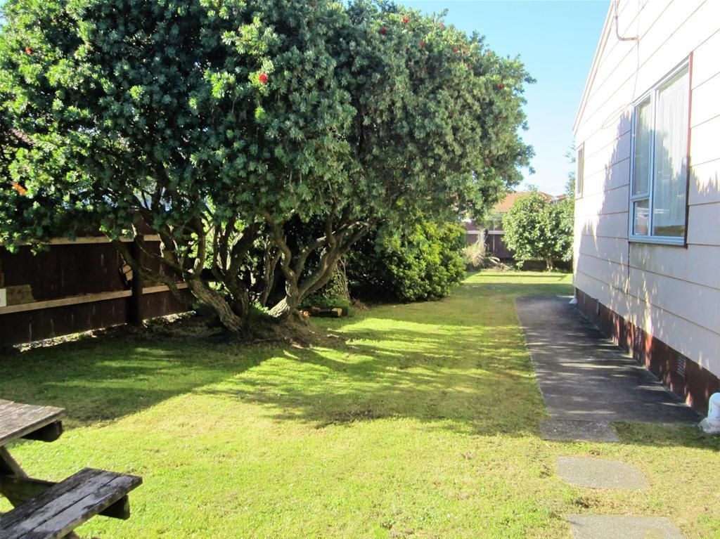 2/4 Elizabeth Street, Tauhara, Taupo, 3 chambres, 1 salles de bain