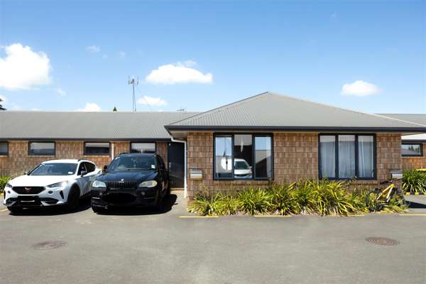 U3,102 Old Farm Road, Hamilton East, Waikato