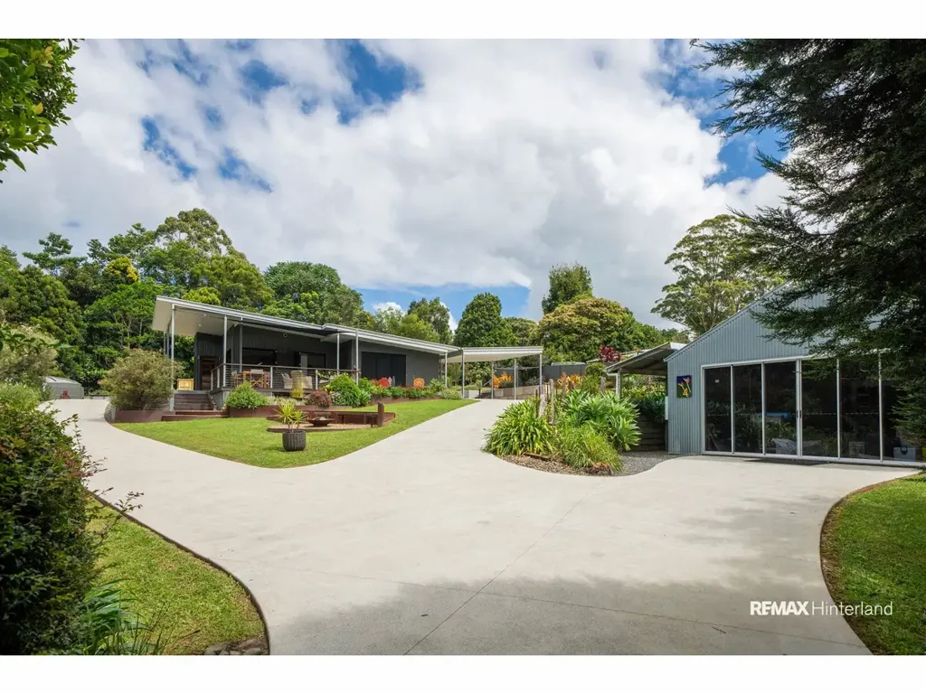 Maleny 4chambre Modern Dual Living in Maleny