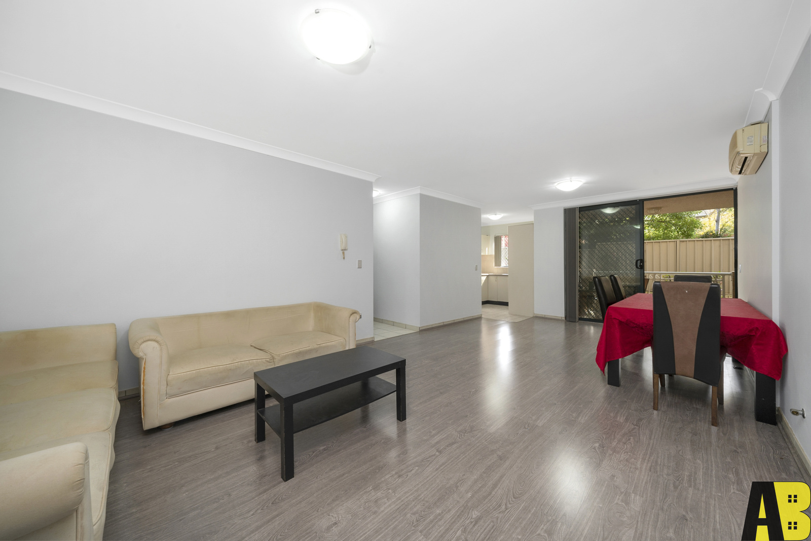 UNIT 6 10-12 DALLEY ST, HARRIS PARK NSW 2150, 0 ห้องนอน, 0 ห้องน้ำ, Unit