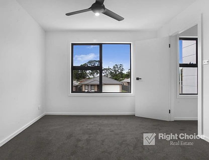 17 Thornbill Street, Wongawilli, South Coast, 3 chambres, 2 salles de bain, Townhouse