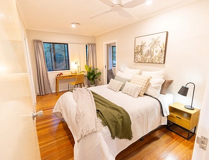 68 Jerrang Street, Indooroopilly, QLD 4068, 5 Kuwarto, 3 Banyo, House