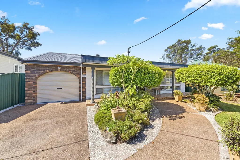 14 Cheryl Street, Mannering Park, NSW 2259