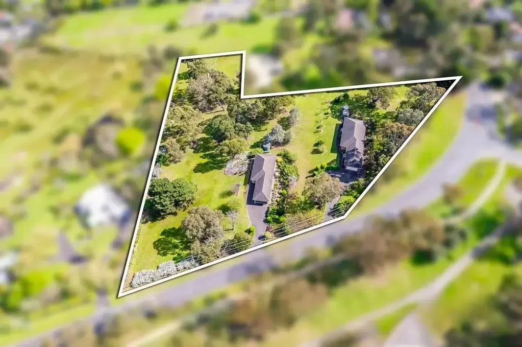 299-303 Hallam North Road, Endeavour Hills, VIC 3802
