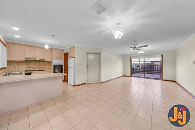69 Medway Road, Craigieburn, VIC 3064, 5 slaapkamers, 3 badkamers, House