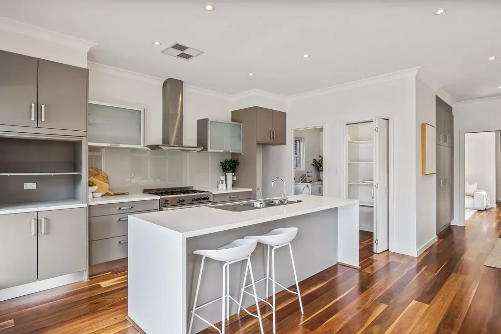 1B Winifred Avenue, Black Forest, SA 5035