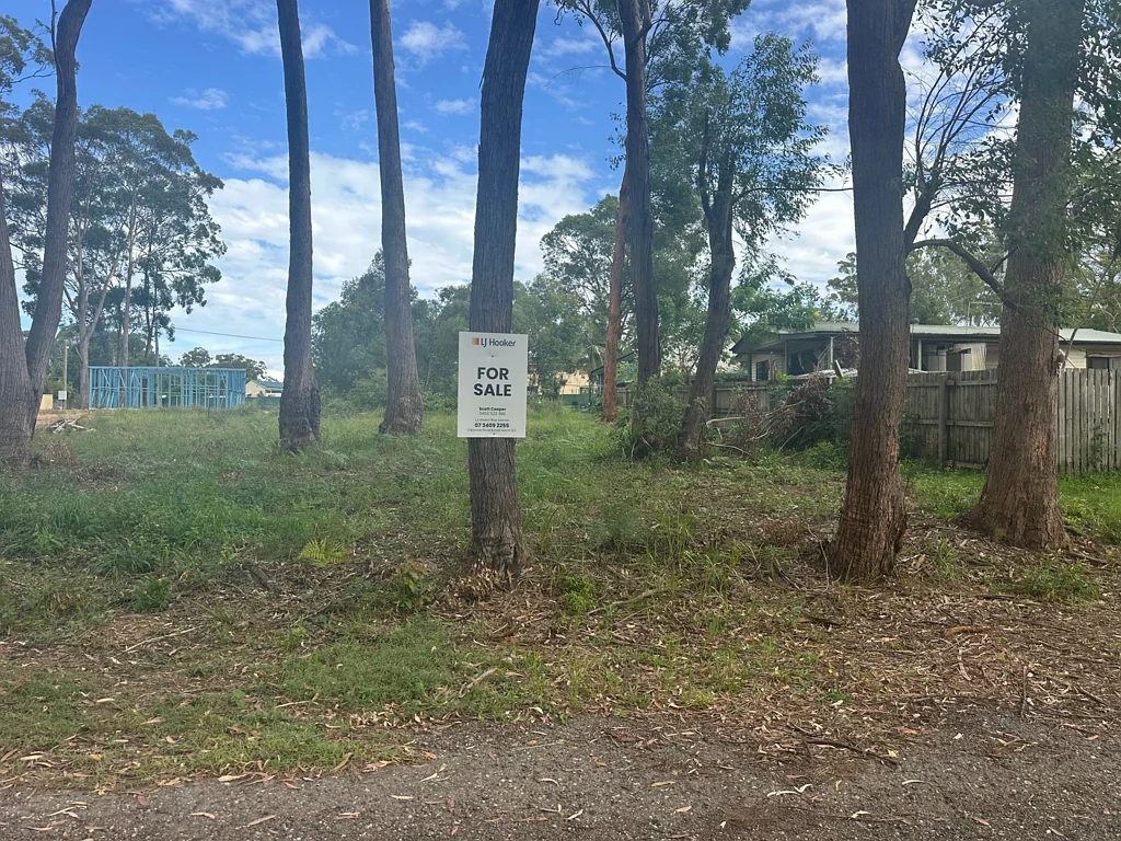 Russell Island 607m2 BLOCK IN PRIME LOCATION - 400m TO BOWLS CLUB!