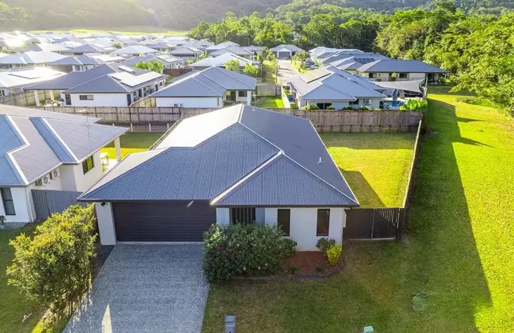 Bentley Park 4房  Invest! Built in 2022 with a rental return of $795 / week!