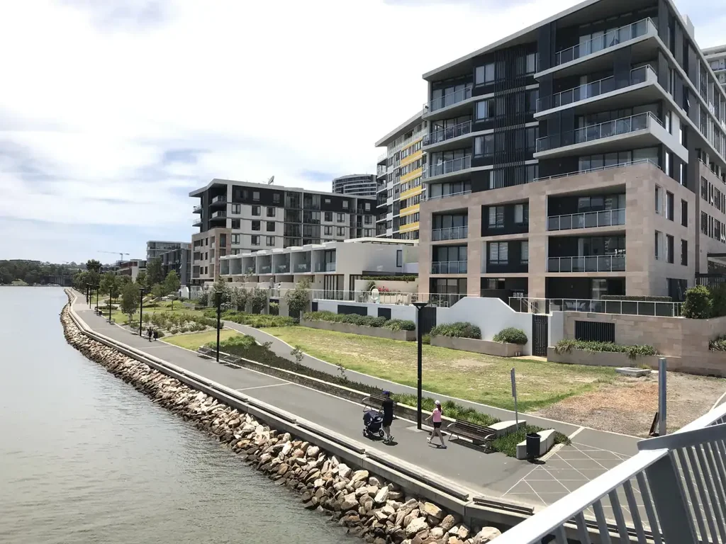 Quiet and Cozy TWO Bedroom Waterfront Apartment