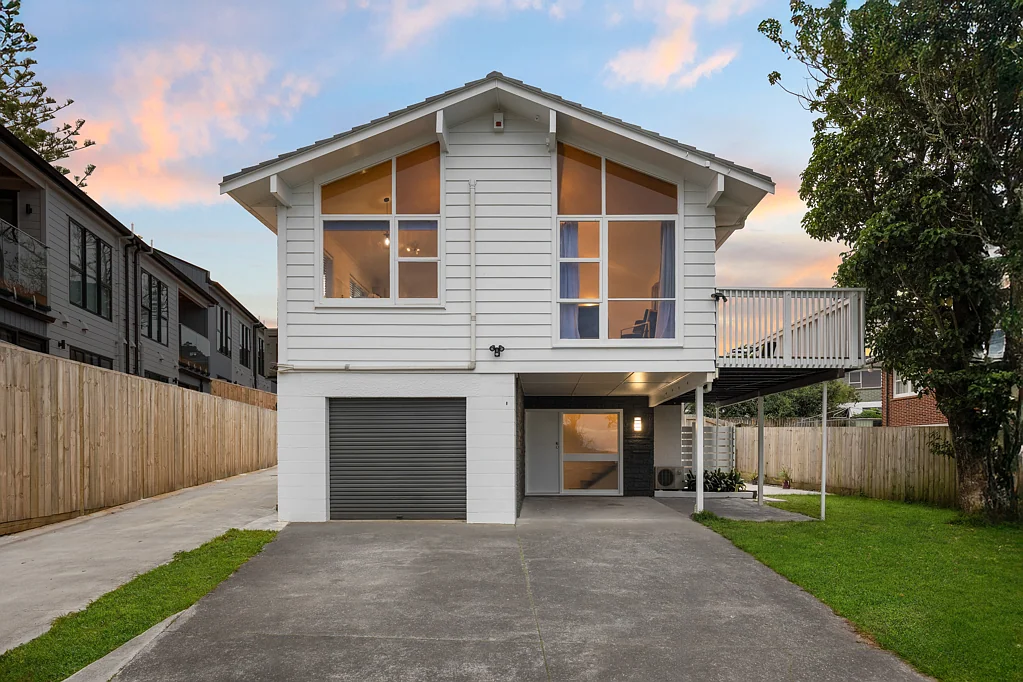 Pakuranga Heights 5ਬੈੱਡਰੂਮ One Home. Two Levels. Unlimited Potential.