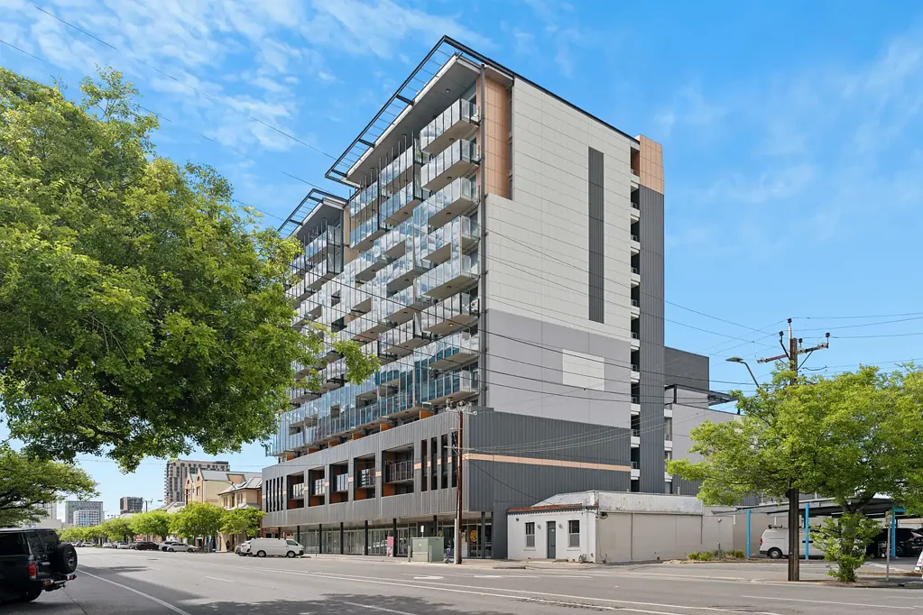 Adelaide 2房  Inner City Convenience with Contemporary Style and Comfort