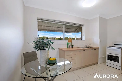 4/36 Burke Street, Coorparoo, QLD 4151, 1房, 1浴, Unit
