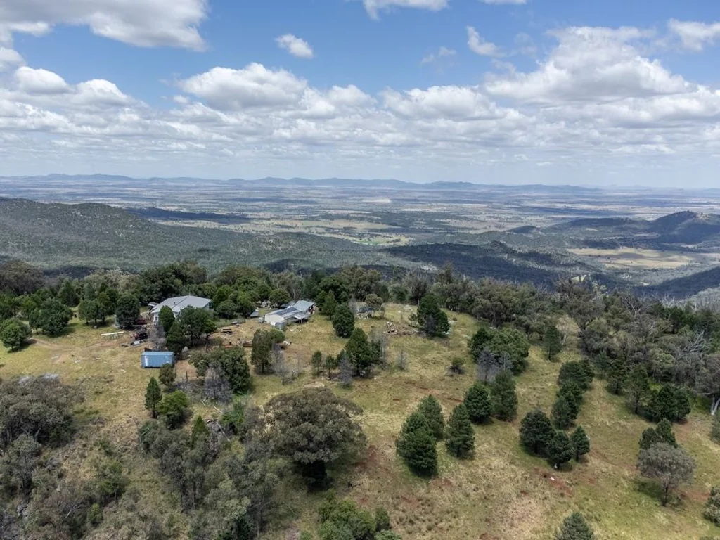 Attunga PRIVATE PROPETY ON 80 ACRES