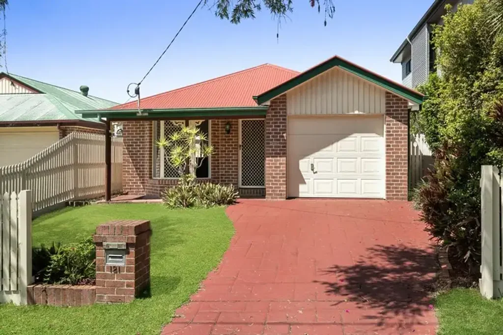 121 Central Avenue, Sherwood, QLD 4075
