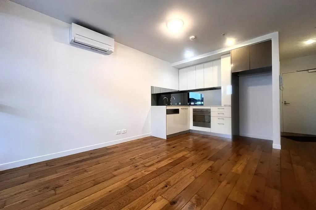 Two bedroom apartment is great location