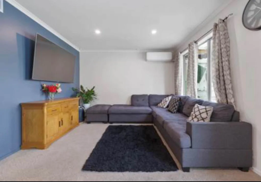Flat Bush 3Kwarto Smart, Spacious & Conveniently Located