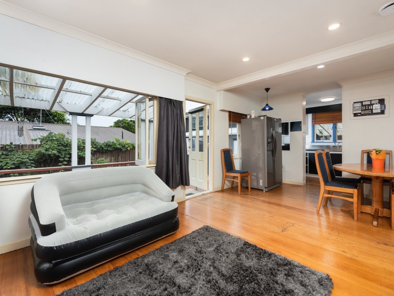 77 Ngatai Road, Otumoetai, Tauranga, 3 Schlafzimmer, 1 Badezimmer