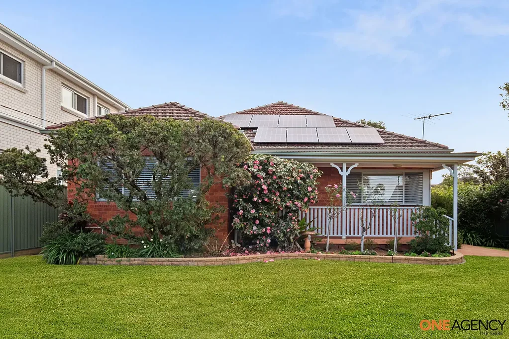 Revesby 4 Bedroom VERSATILE FAMILY HOME WITH OUTDOOR APPEAL | R2 ZONING