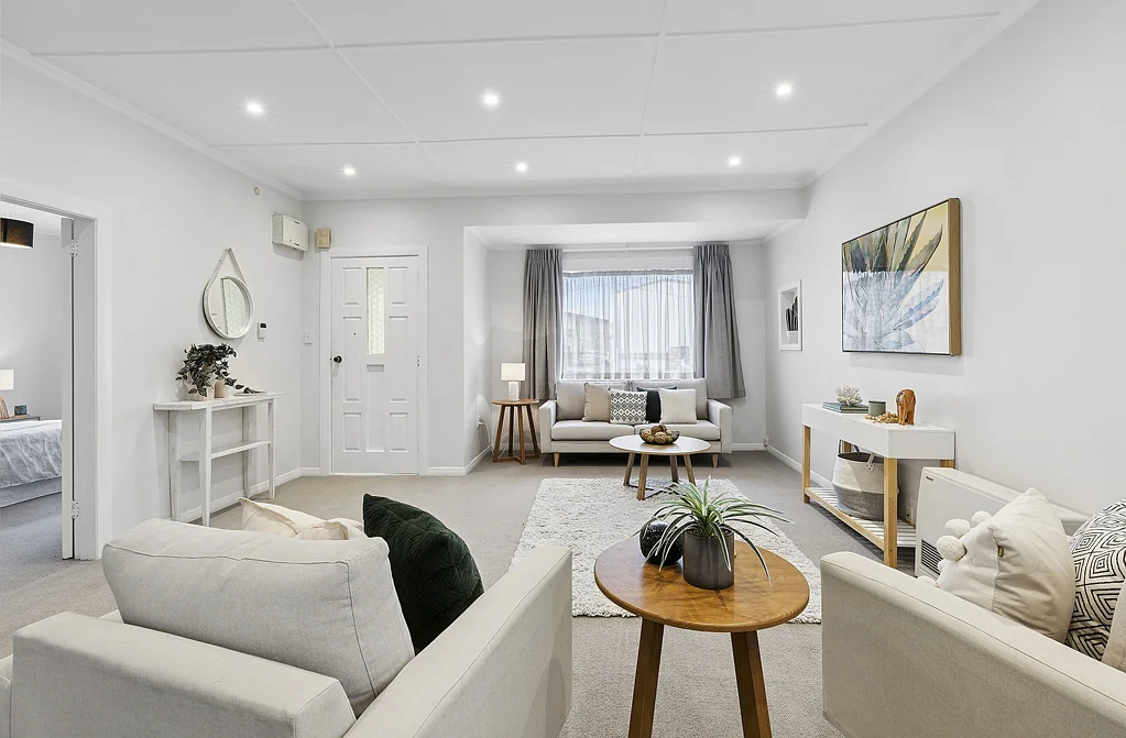 64 Apu Crescent, Lyall Bay, Wellington