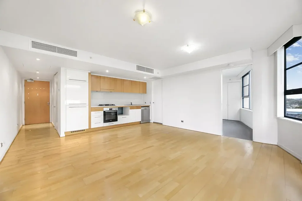 Spacious 1-Bedroom with Car Space in Prime Location