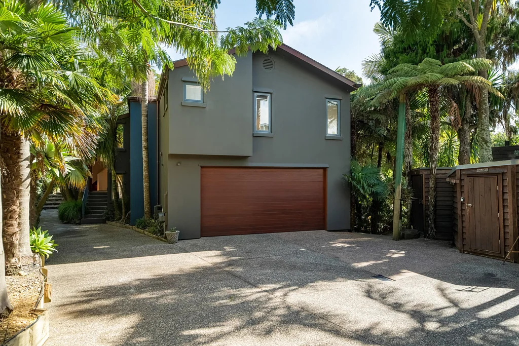 Westmere 5 Slaapkamer Secluded, Spacious, Seriously Good