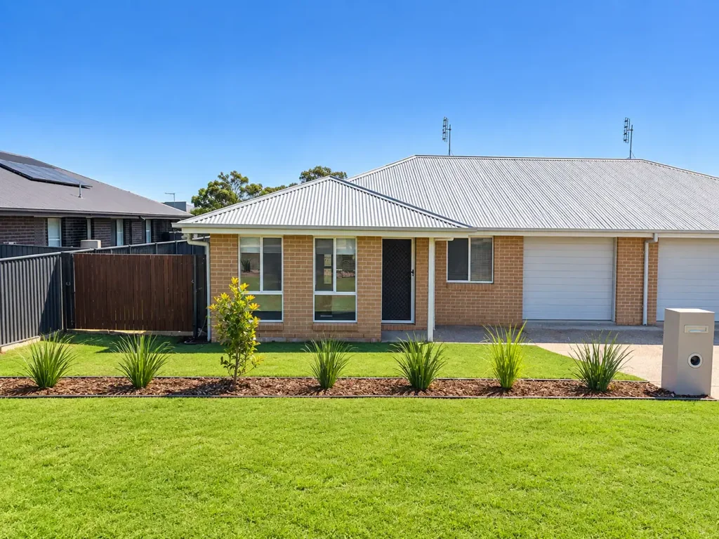Brand New 3-Bedroom Duplex - Modern Living & Low-Maintenance Lifestyle