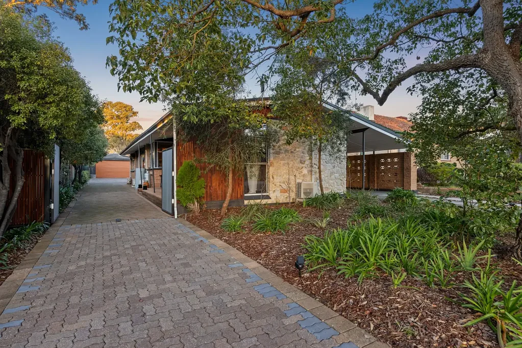 9 Selbourne Avenue, Rostrevor, SA 5073