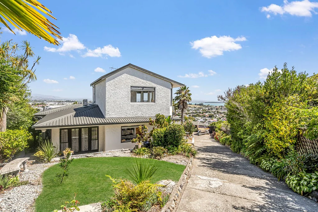 Tahunanui 3ห้องนอน Amazing Views & Family Living in Tahunanui!