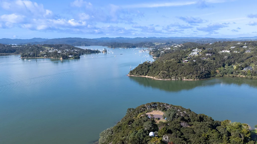 Paihia First time to market - waterfront rarity