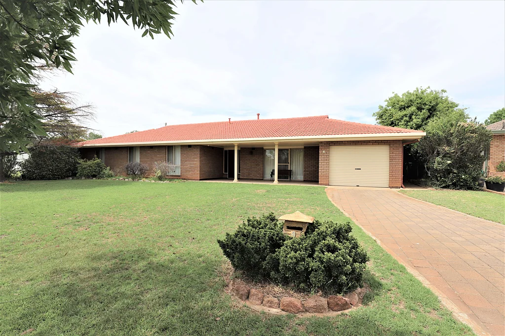 4 Northcott Avenue, Cootamundra, NSW 2590