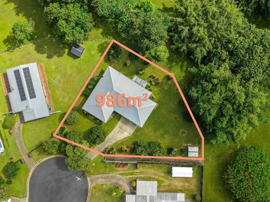 15 Karen Close, Woree, QLD 4868