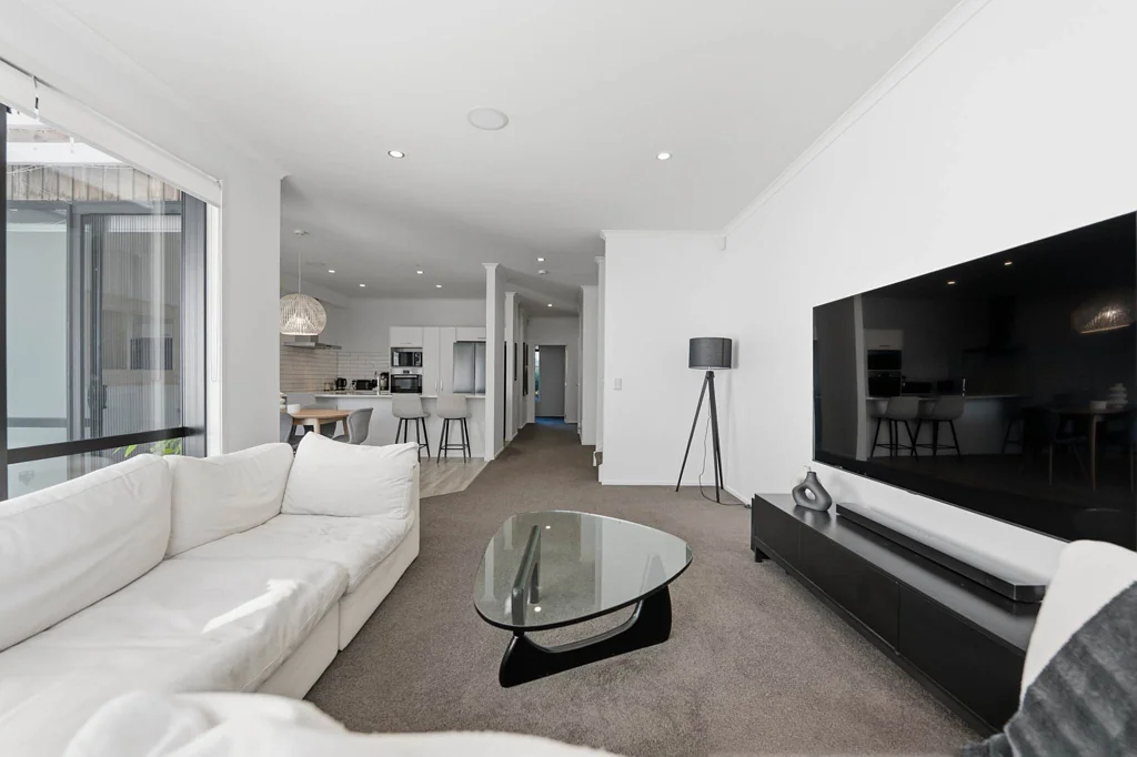 Hobsonville 4Zimmer A TOWNHOUSE THAT TRULY LIVES LARGE