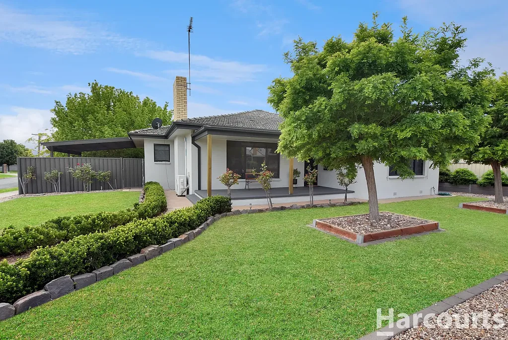 11 Kooyong Street, Horsham, VIC 3400