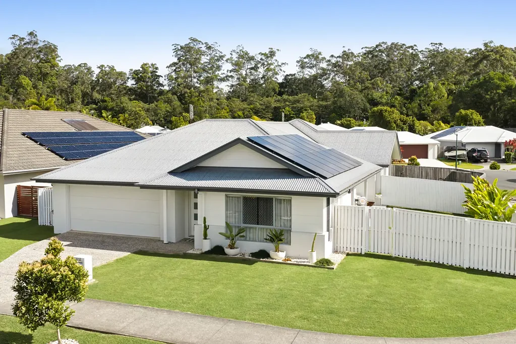 Forest Glen 3ਬੈੱਡਰੂਮ Modern, Low-Maintenance Living in a Quiet Location